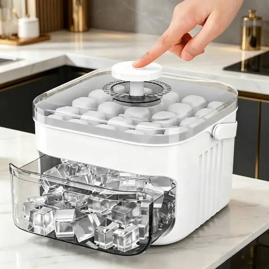 Icevanta Large Capacity Ice Tray Maker Machine storage bin close-up
